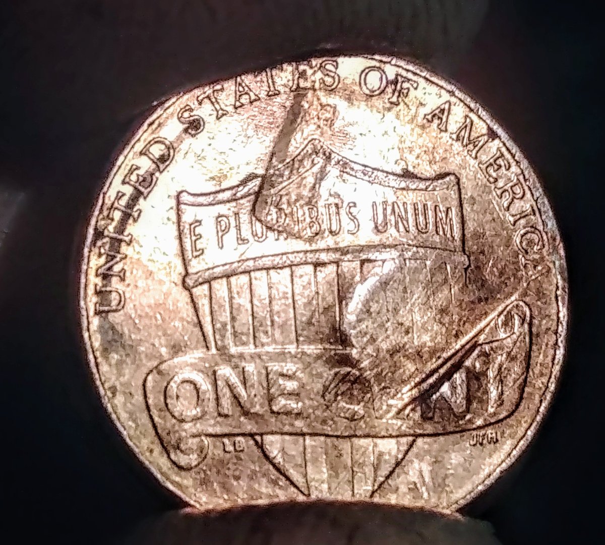 Unique-Looking-Lincoln-Cent-Error?-Any-Value?