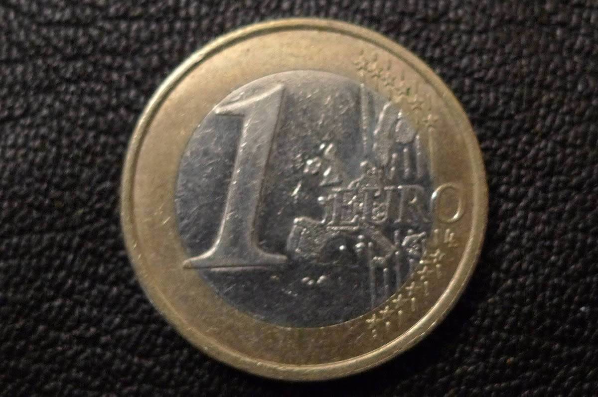 Show-Off-Your-Bi-Metallic-Coins-World-Wide