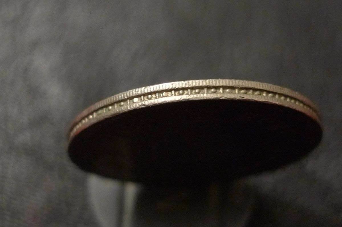 Show-Your-Coins-With-Different-Edges