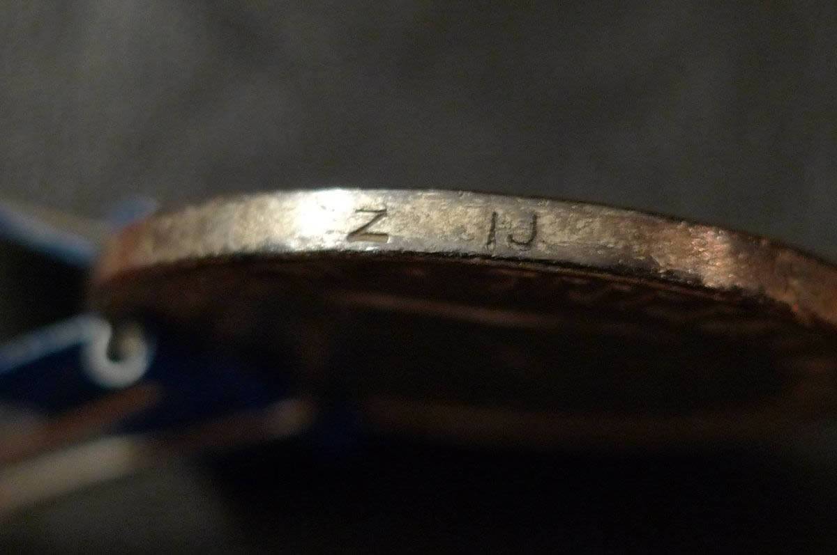 Show-Your-Coins-With-Different-Edges