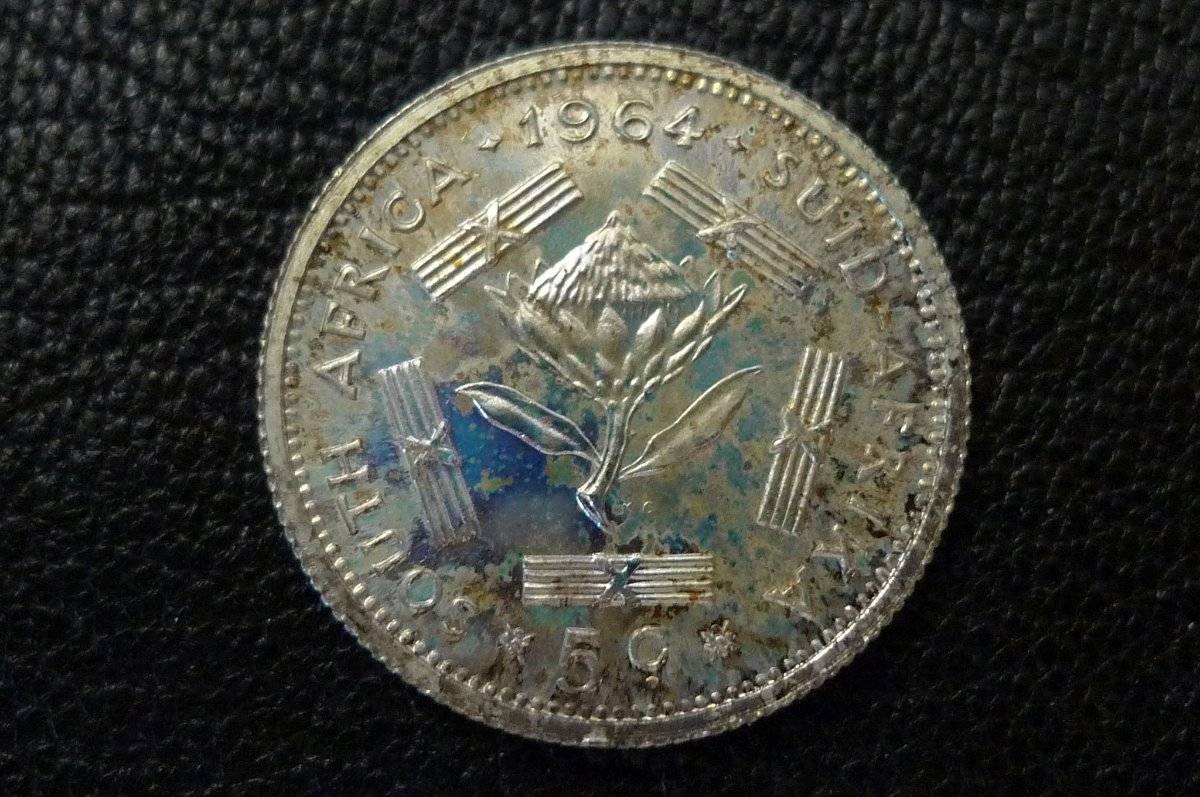 Around-The-World-With-Coins---A-Coin-Geography-Game