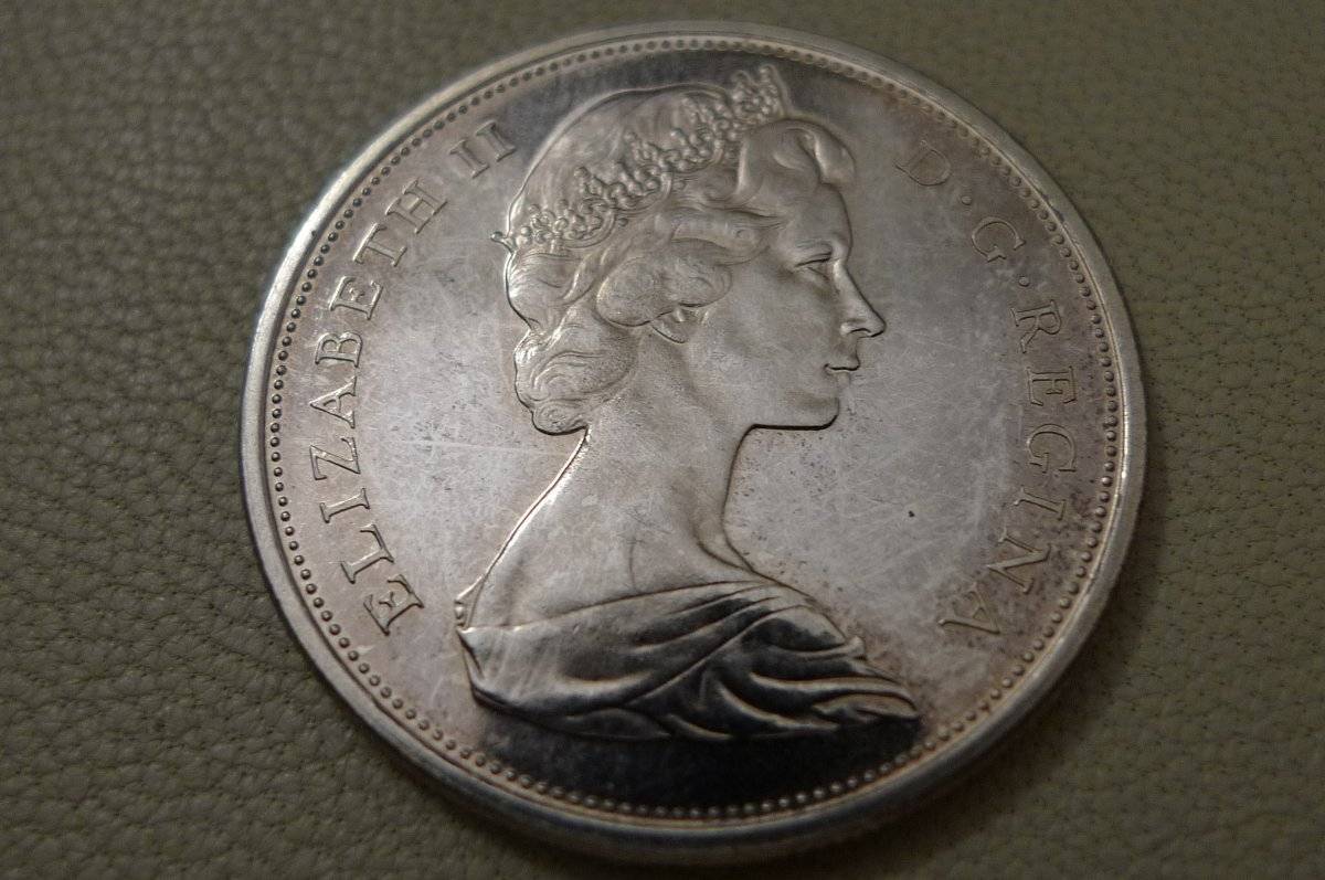 Around-The-World-With-Coins---A-Coin-Geography-Game