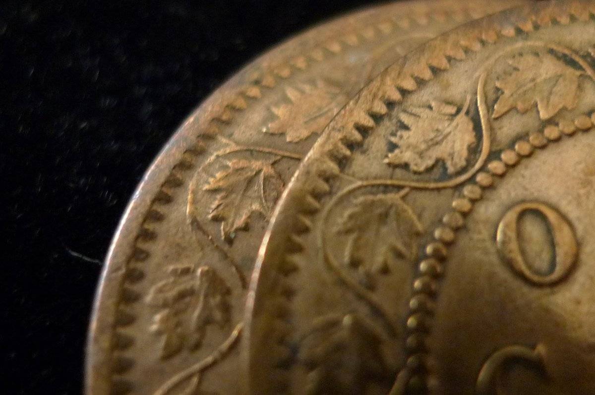 X2-1859-Canada-One-Cent,-Minted-With-The-Same-Die!