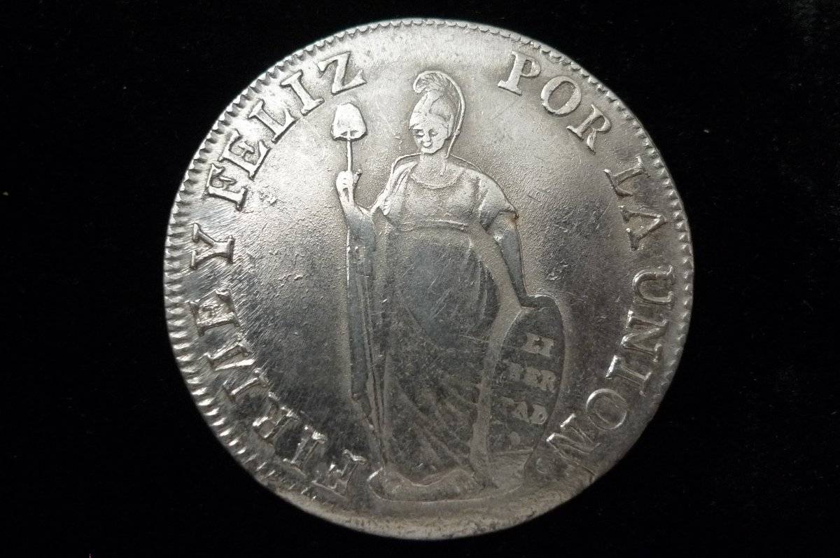 Post-Your-Coins-With-Coats-Of-Arms,-Shields,-Crests,-Crowns,--Etc.