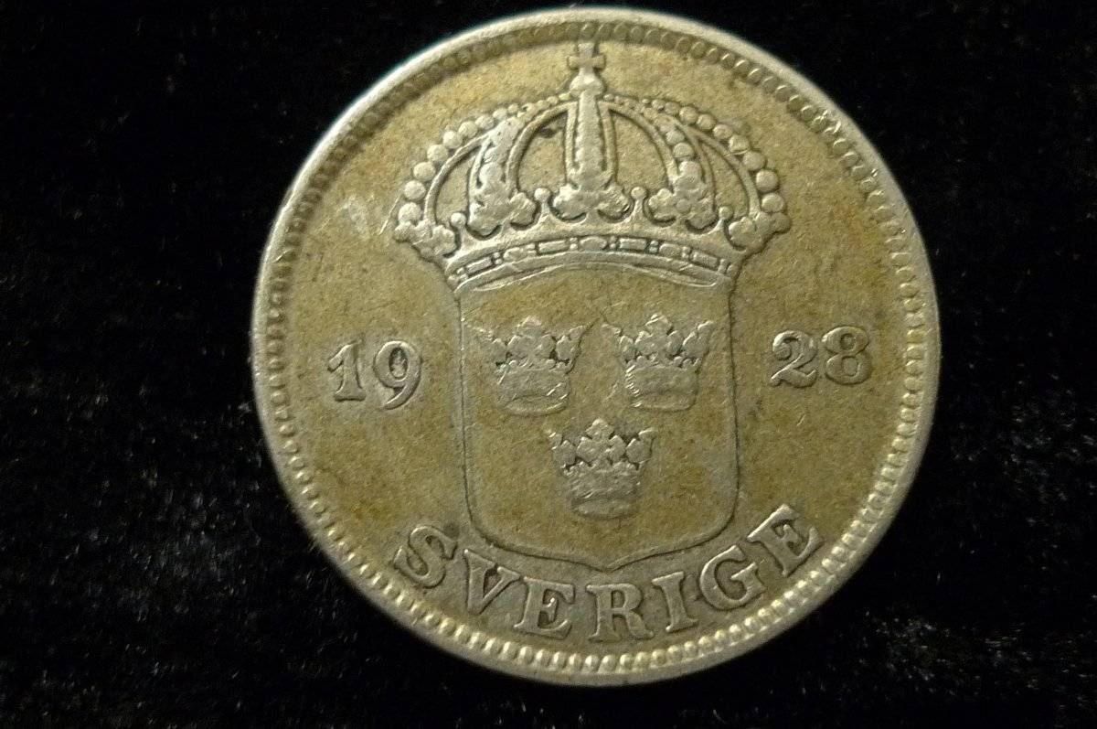 Post-Your-Coins-With-Coats-Of-Arms,-Shields,-Crests,-Crowns,--Etc.