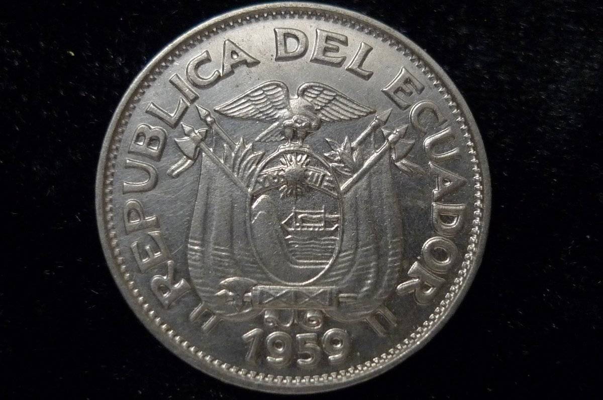Post-Your-Coins-With-Coats-Of-Arms,-Shields,-Crests,-Crowns,--Etc.