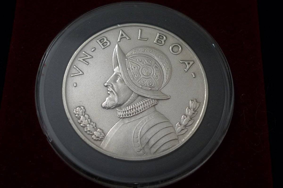 Latest-Purchase:-1947-Balboa-From-Panama,-With-A-Bit-Of-Original-Luster