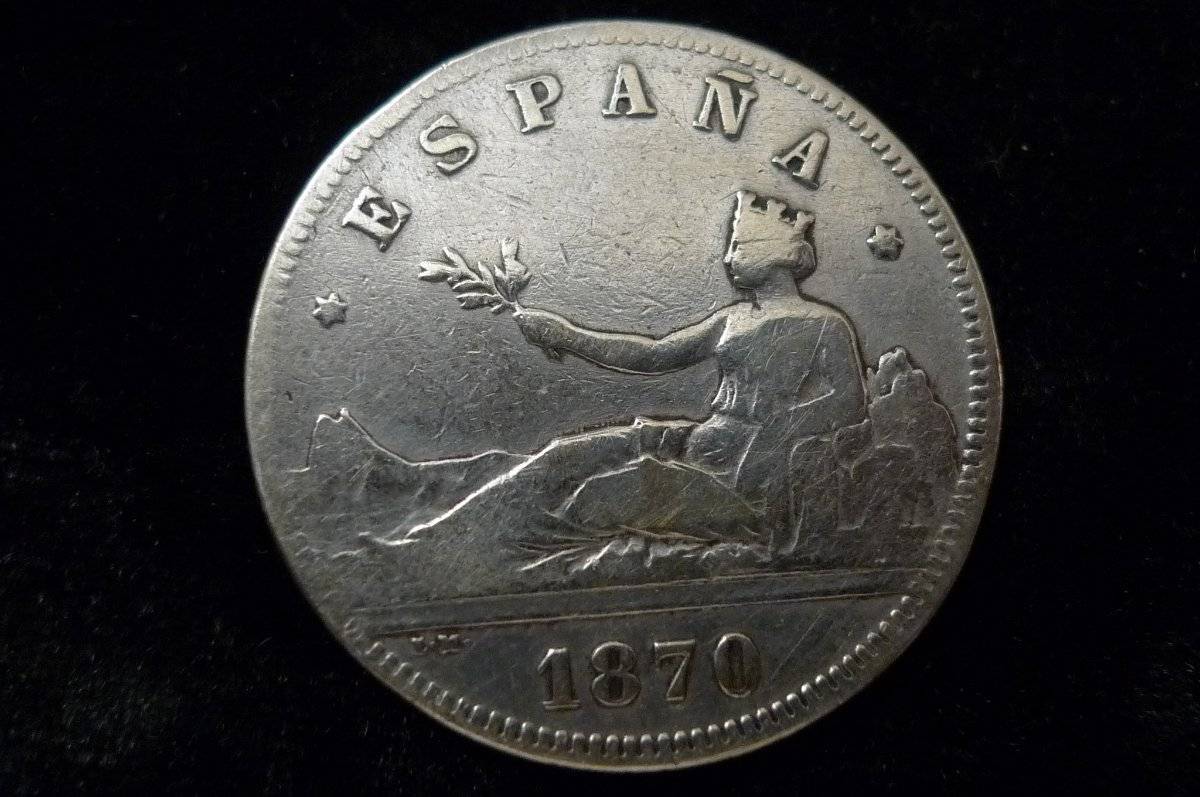 1870-Spanish-2-Pesetas-Coin,-But-With-Additional-Raised-Metalwork-2-Pesetas-Turned-Into-Jewelry
