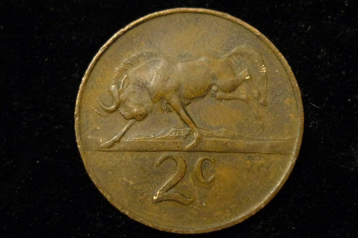 Around-The-World-With-Coins---A-Coin-Geography-Game