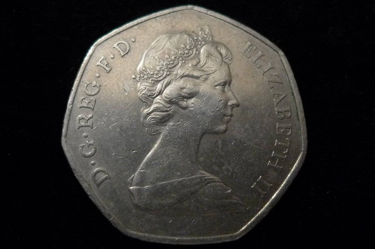 Show-Your-Coins-With-Different-Edges