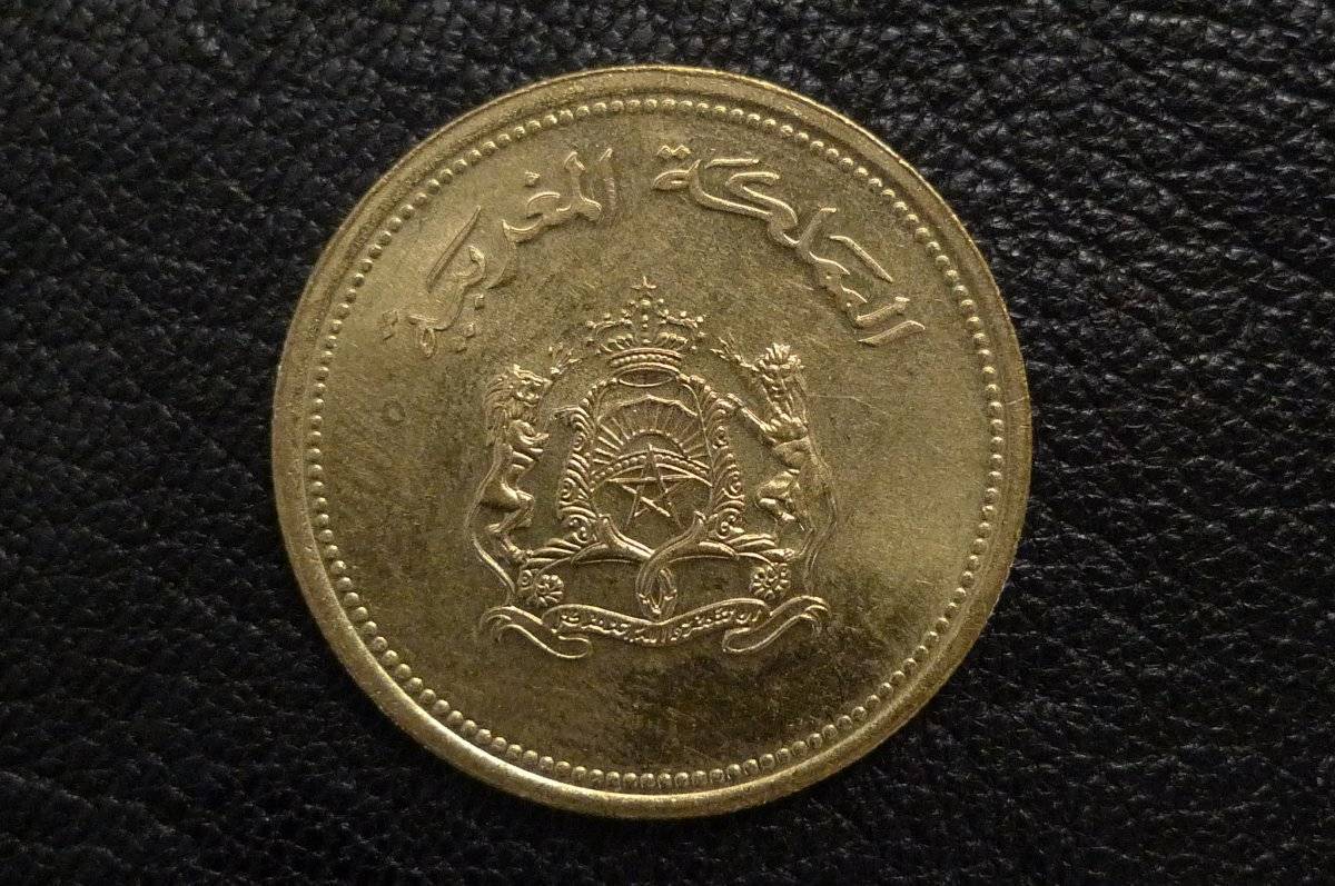 Around-The-World-With-Coins---A-Coin-Geography-Game