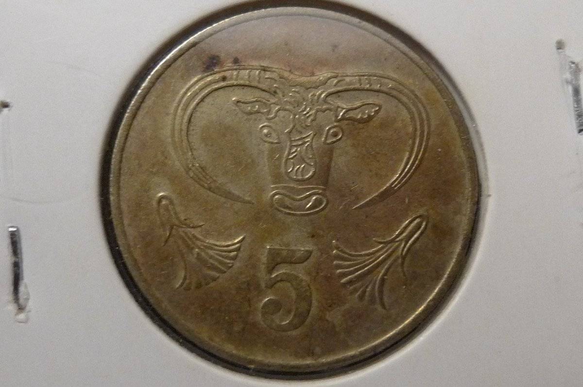 Around-The-World-With-Coins---A-Coin-Geography-Game