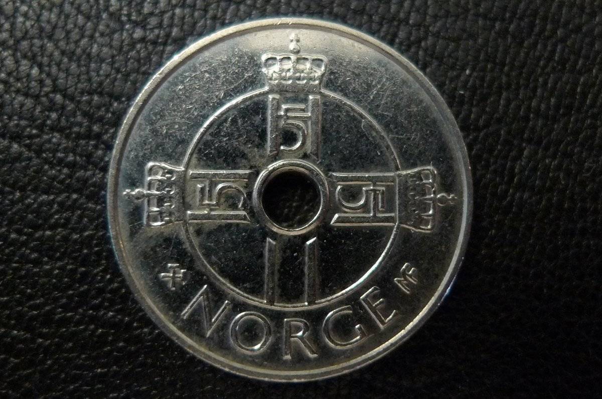 Post-Your-Coins-With-Center-Holes