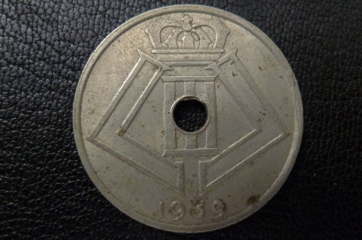 Post-Your-Coins-With-Center-Holes