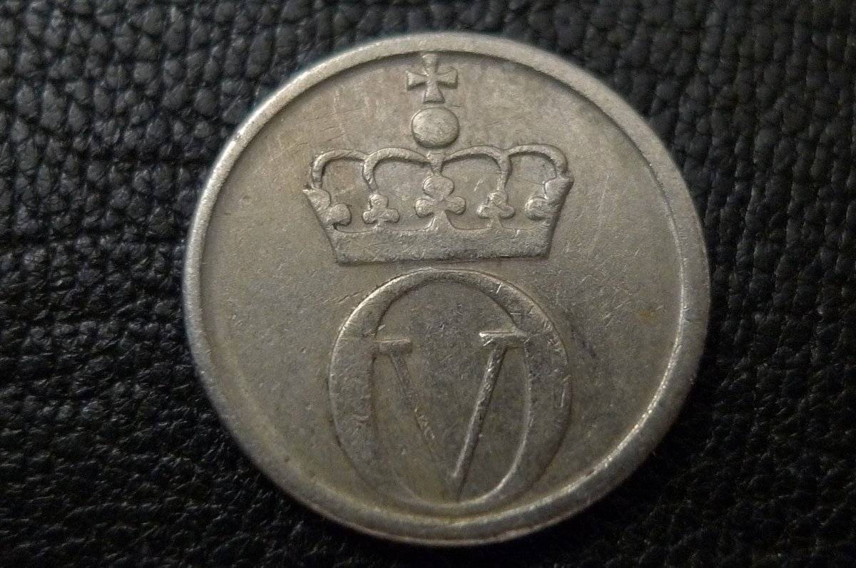 Post-Your-Coins-Depicting-Insects