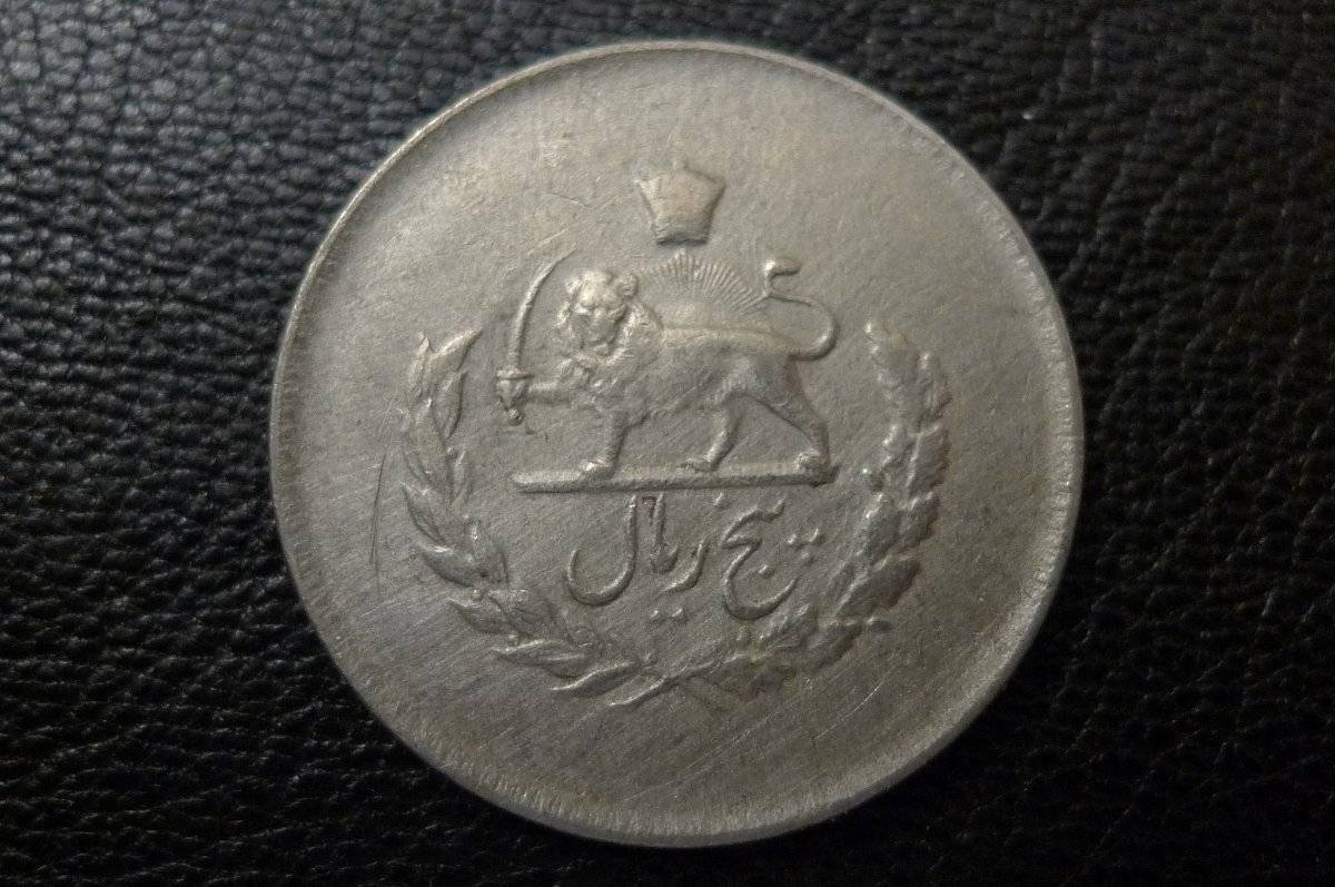 Post-Your-Lion-Coins!