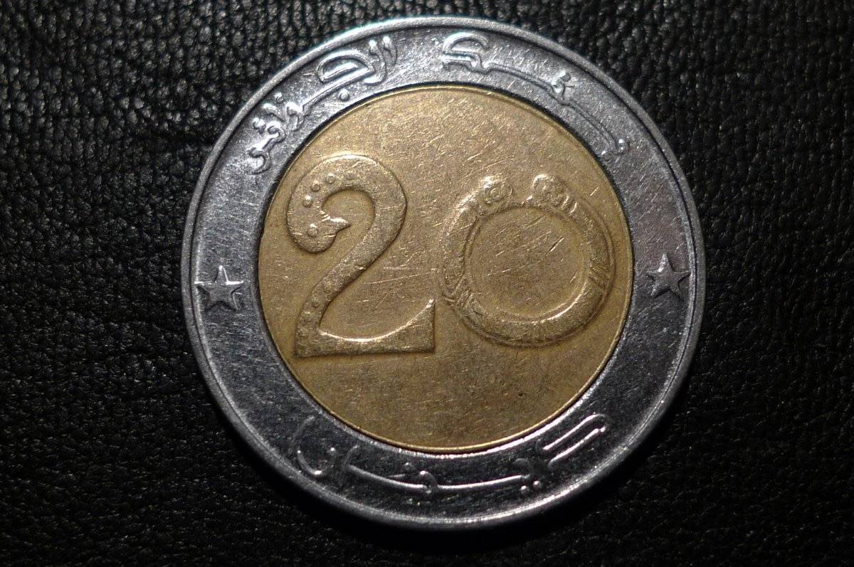 Around-The-World-With-Coins---A-Coin-Geography-Game