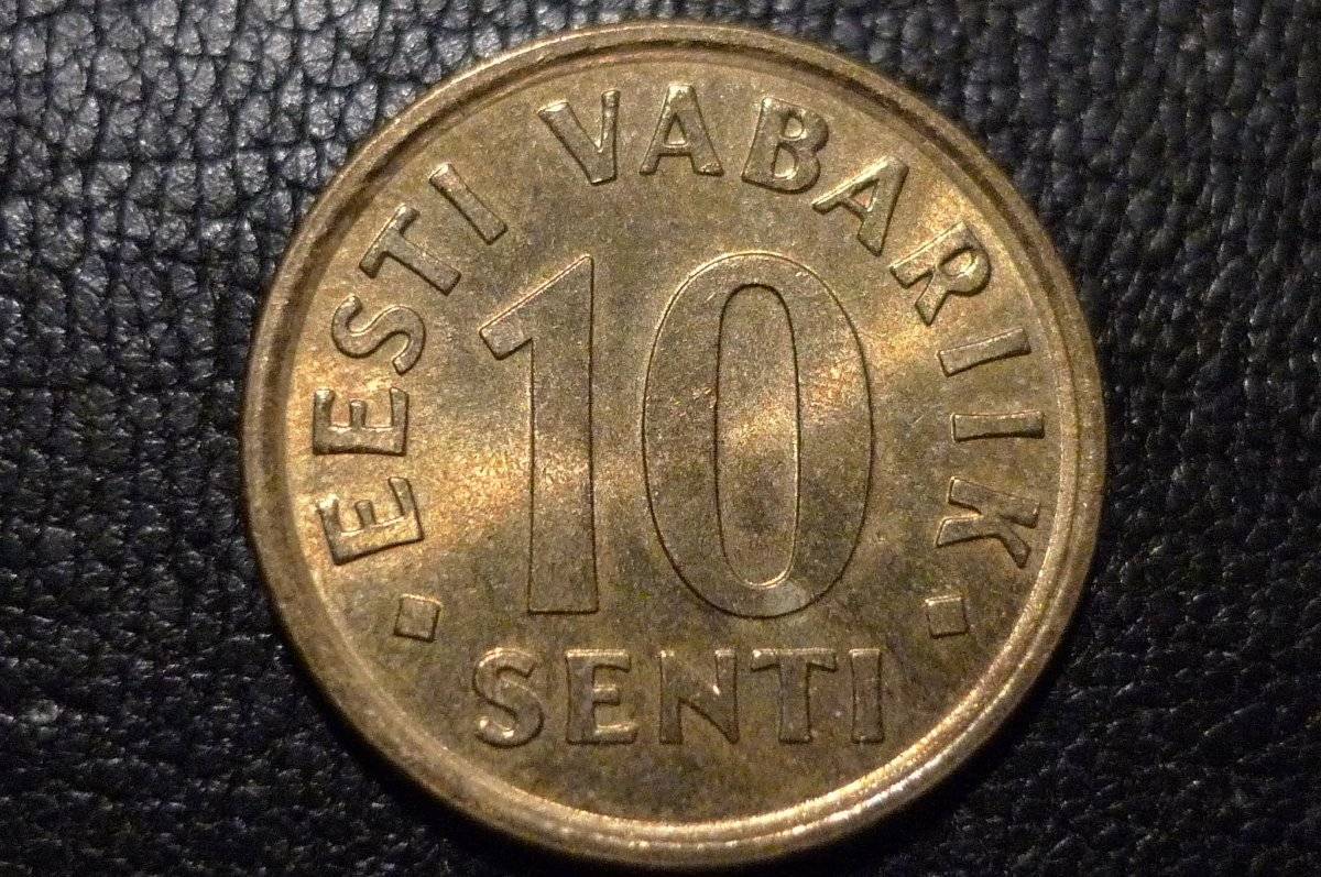 Around-The-World-With-Coins---A-Coin-Geography-Game