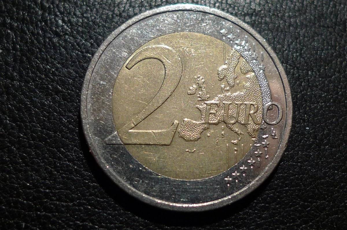 Post-Your-Coins-With-A-Castle