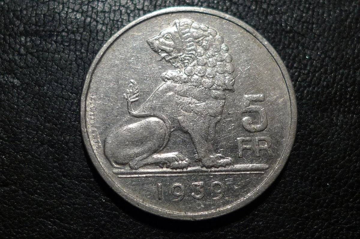 Around-The-World-With-Coins---A-Coin-Geography-Game