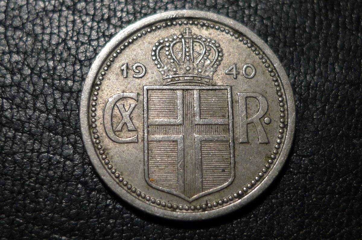 Post-Your-Coins-With-Coats-Of-Arms,-Shields,-Crests,-Crowns,--Etc.