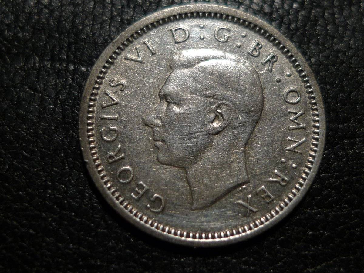 Post-A-Coin-Or-Medal-With-A-Die-Crack!