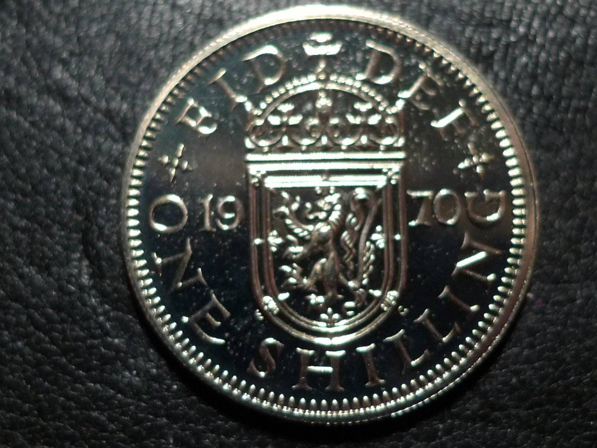 Post-Your-Coins-With-Coats-Of-Arms,-Shields,-Crests,-Crowns,--Etc.