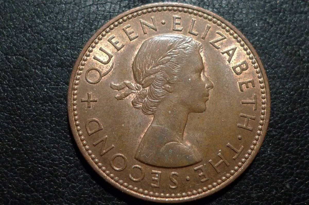Post-Your-Coins-With-Hats