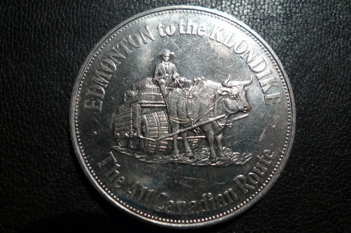 Post-Your-Coins-With-Hats