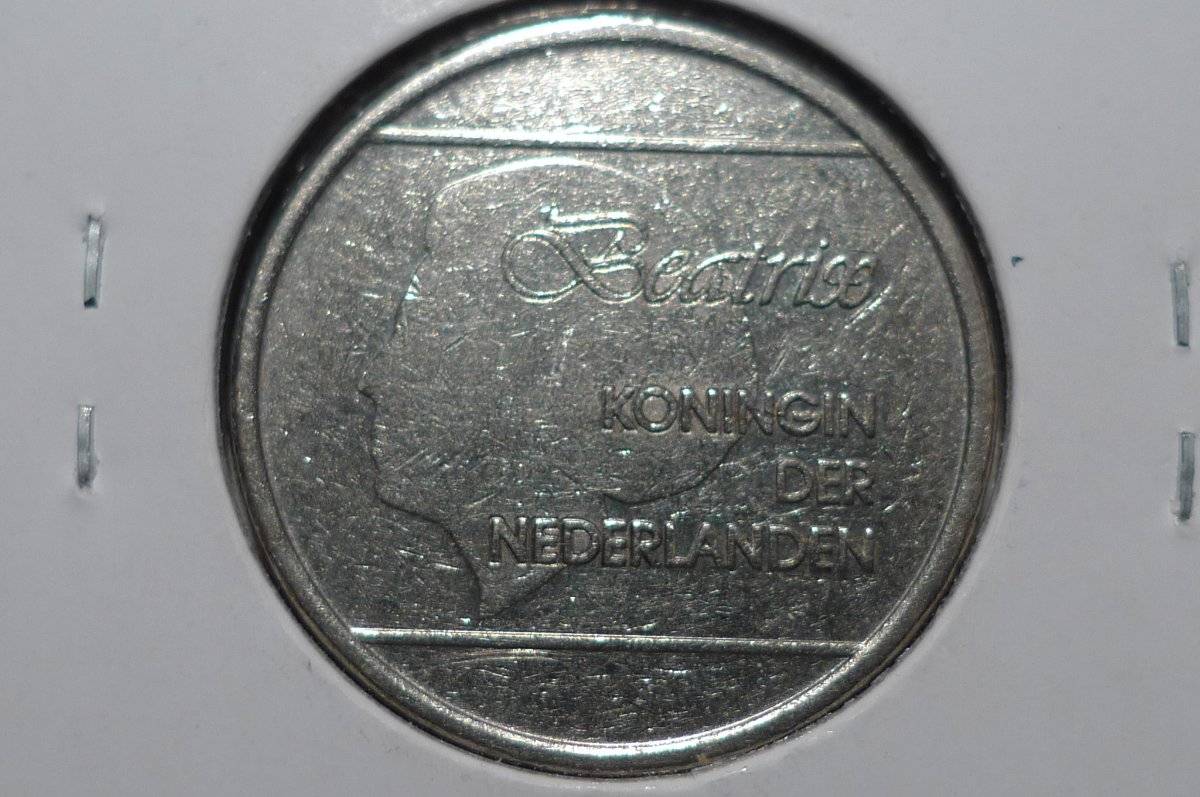Around-The-World-With-Coins---A-Coin-Geography-Game