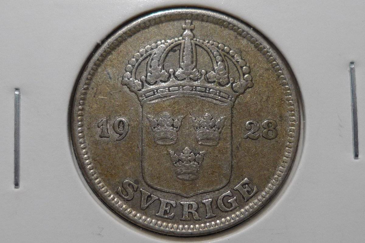 Post-Your-Coins-With-Coats-Of-Arms,-Shields,-Crests,-Crowns,--Etc.