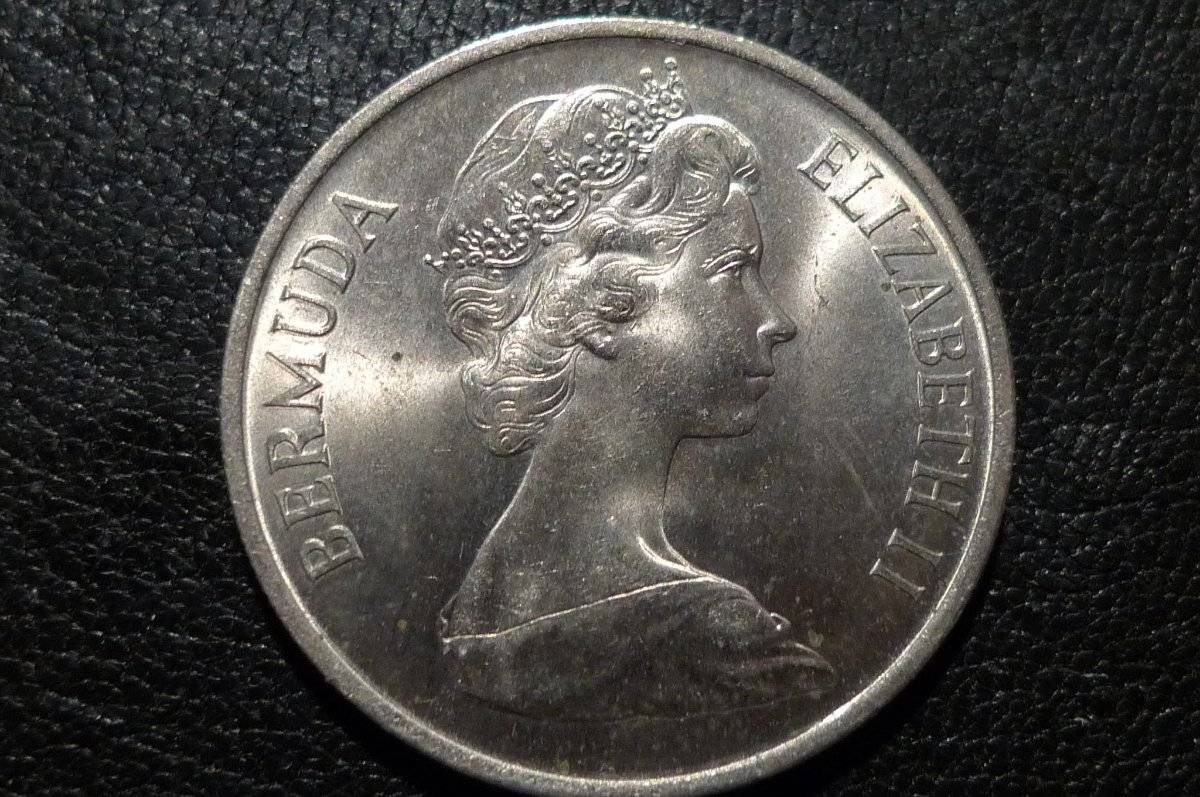 Post-Your-Coins-With-Hats