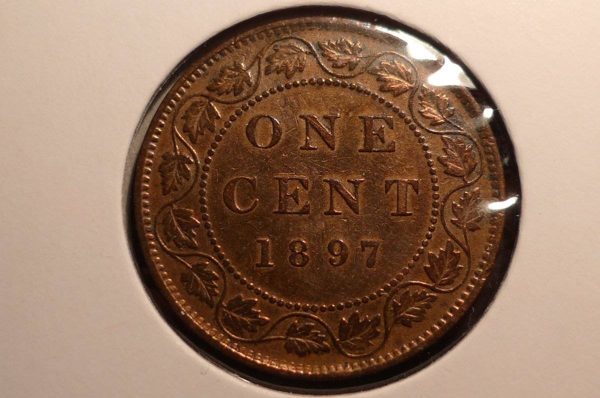 Post-Your-Coins-With-Hats