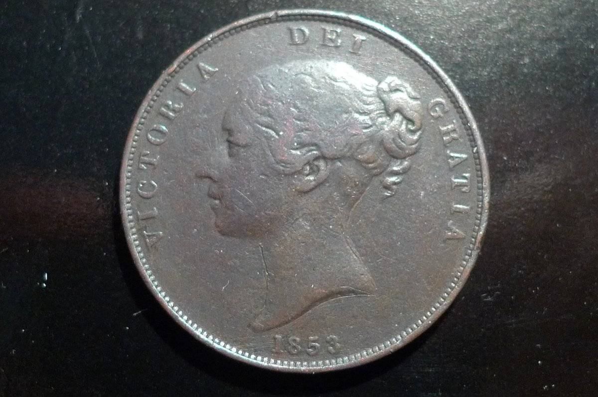 Post-Your-Coins-With-Hats