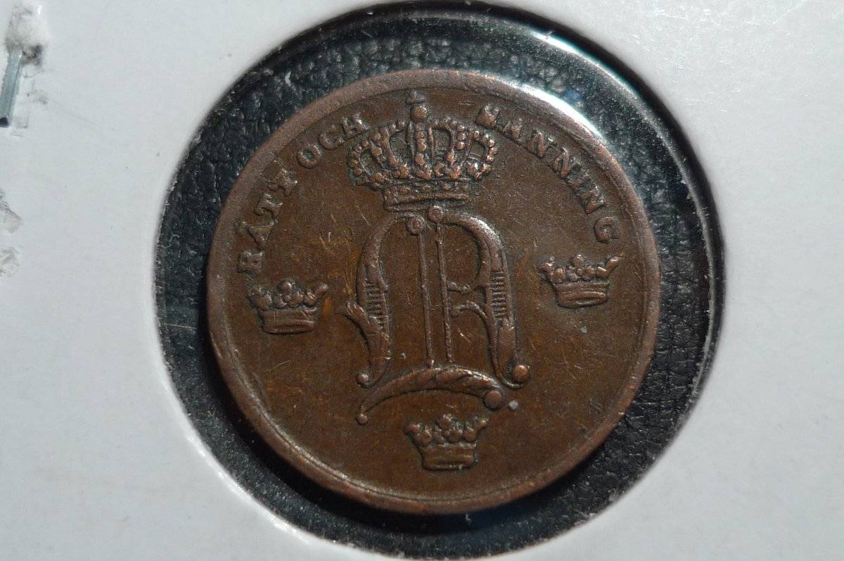 Post-Your-Coins-With-Coats-Of-Arms,-Shields,-Crests,-Crowns,--Etc.