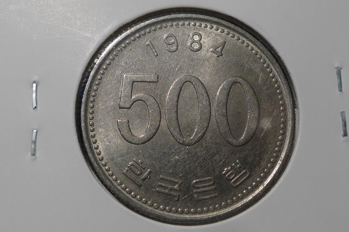Around-The-World-With-Coins---A-Coin-Geography-Game