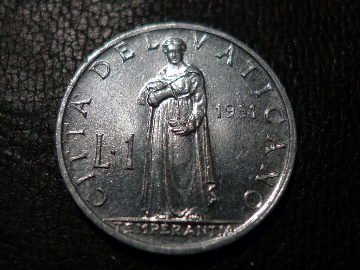 Post-Your-Coins-With-Coats-Of-Arms,-Shields,-Crests,-Crowns,--Etc.