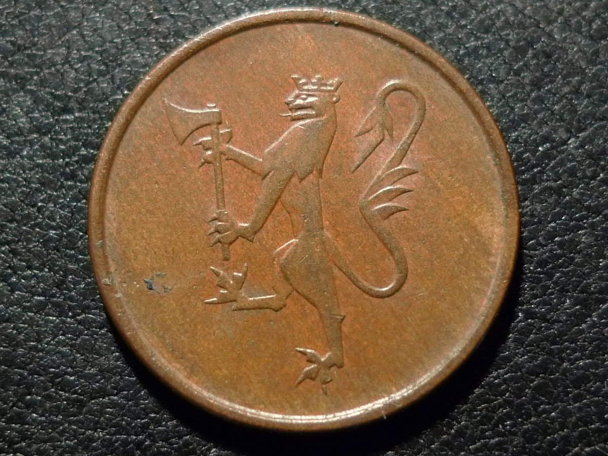 Post-Your-Coins-With-Coats-Of-Arms,-Shields,-Crests,-Crowns,--Etc.