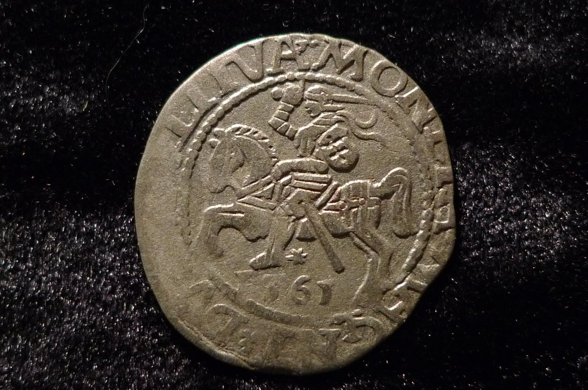 Post-Your-Coins-With-Horses