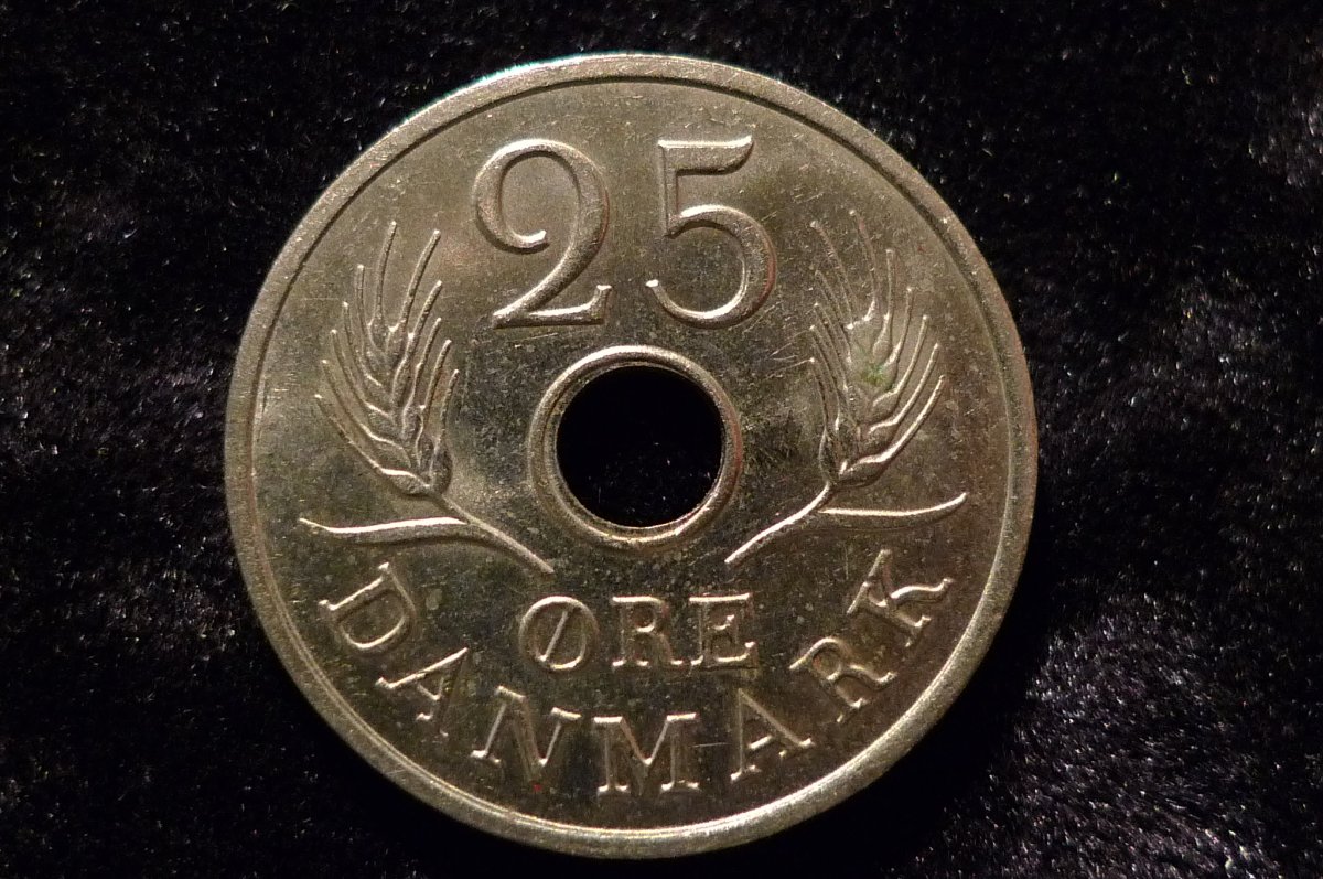 Post-Your-Coins-With-Center-Holes