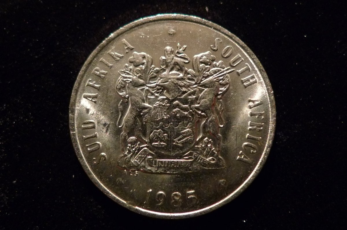 Post-Your-Coin-Or-Medal-With-Flora