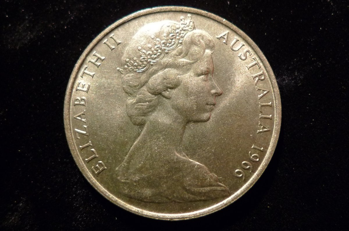 Post-Your-Coins-With-Coats-Of-Arms,-Shields,-Crests,-Crowns,--Etc.