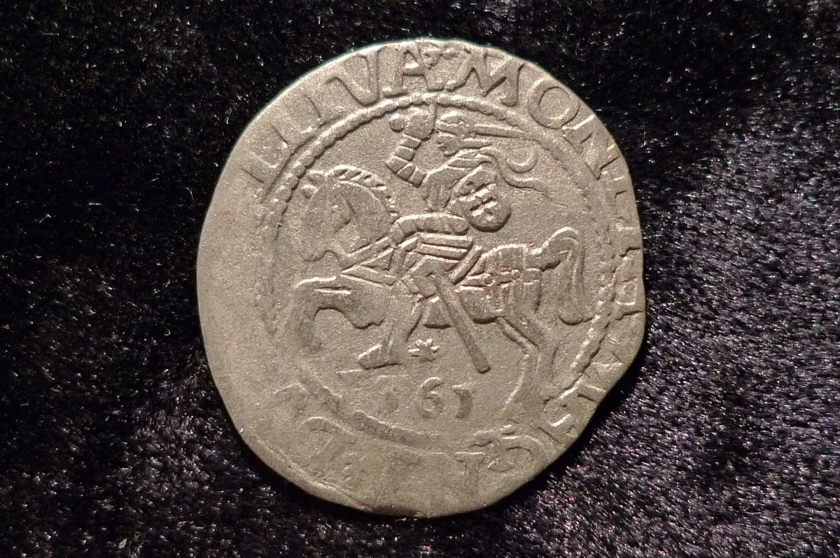 Post-Your-Coins-With-Horses
