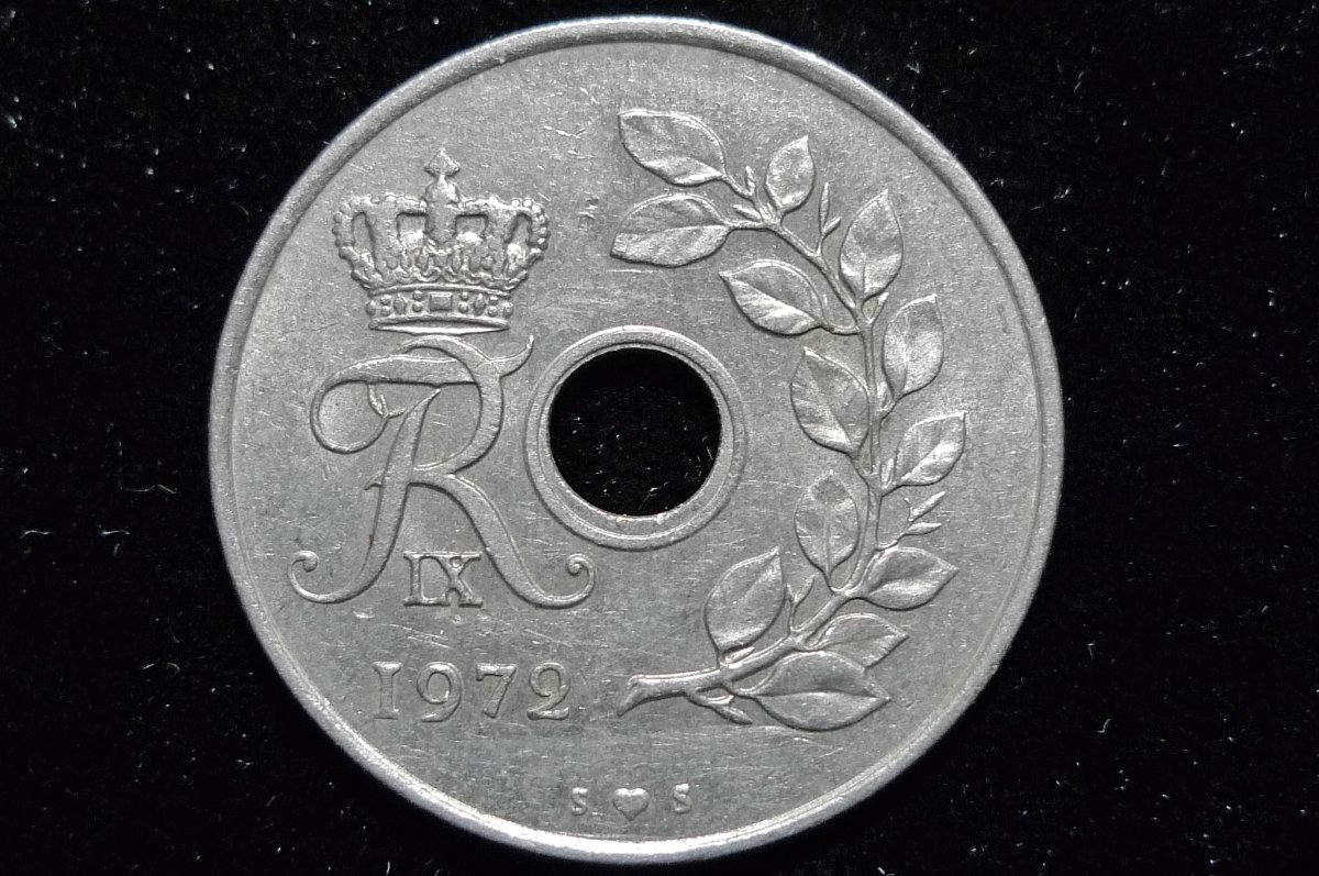 Post-Your-Coins-With-Center-Holes