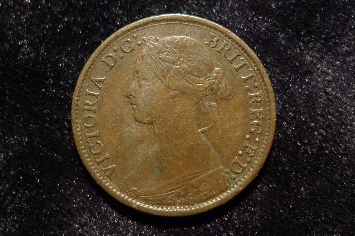 Post-Your-Coins-With-Hats