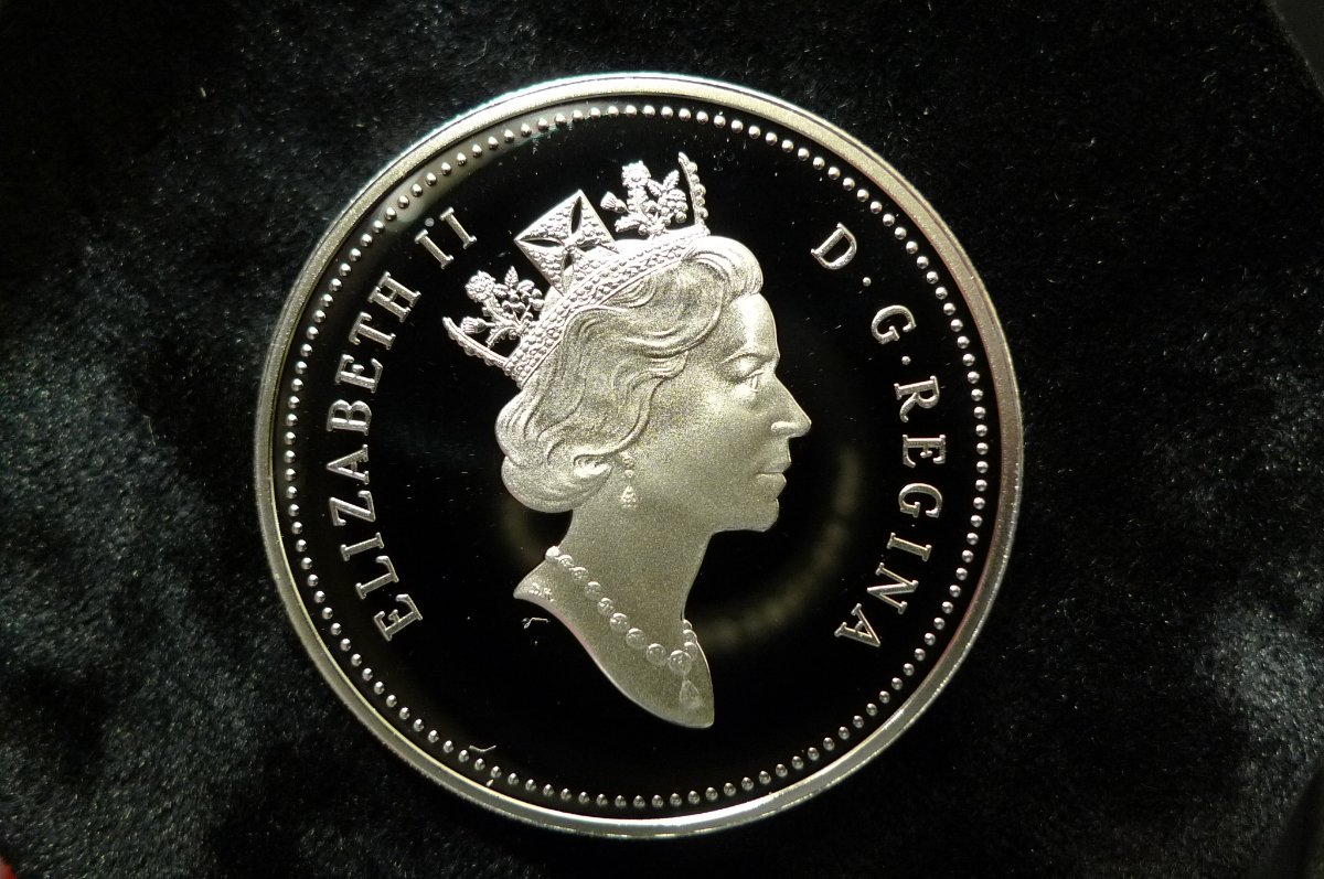 Post-Your-CoinS-Depicting-An-Explorer