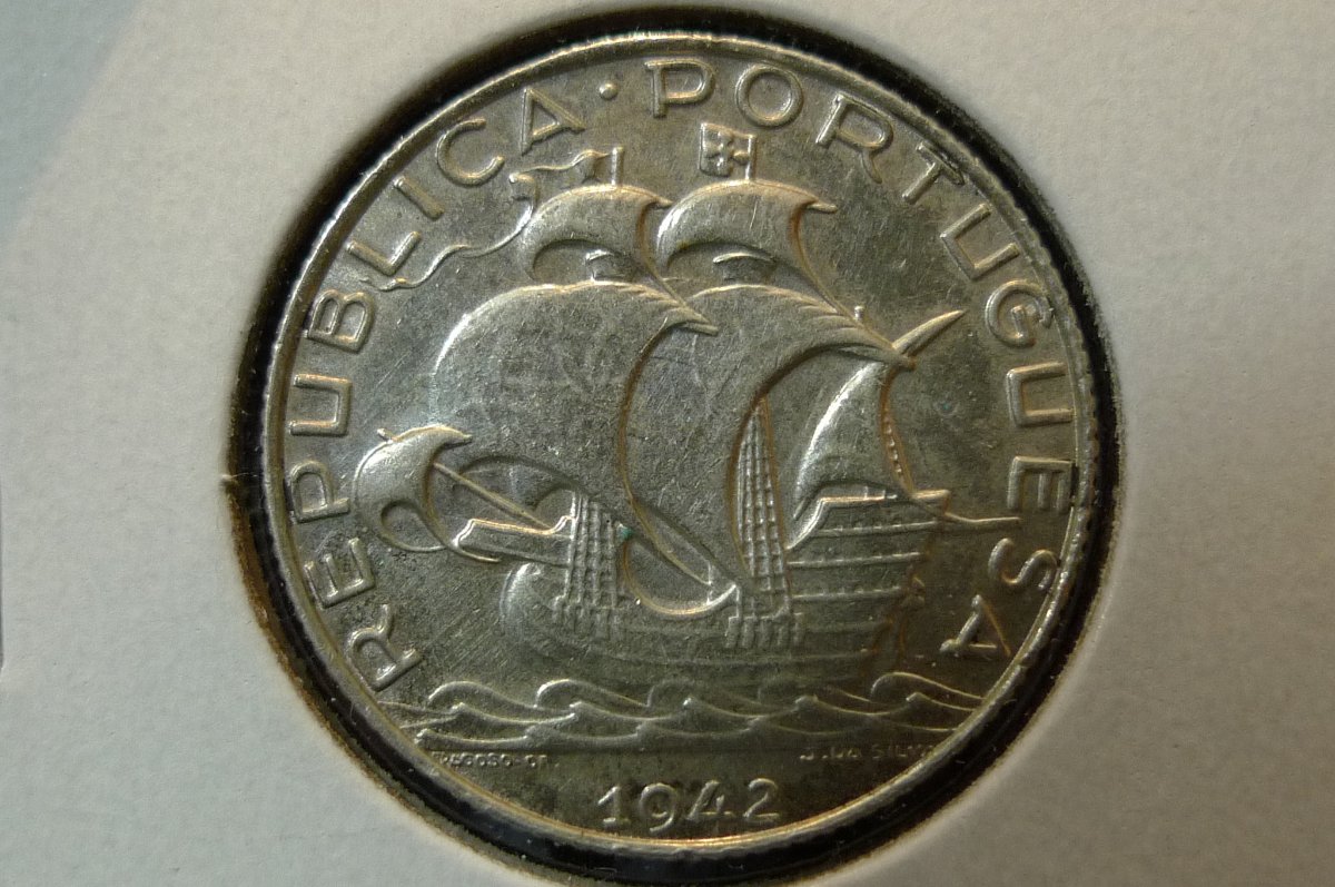 Post-Your-Coins-With-A-Castle