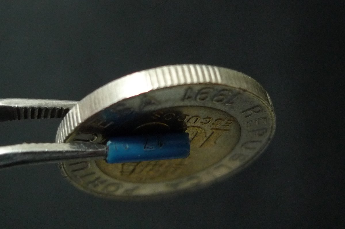 Show-Your-Coins-With-Different-Edges