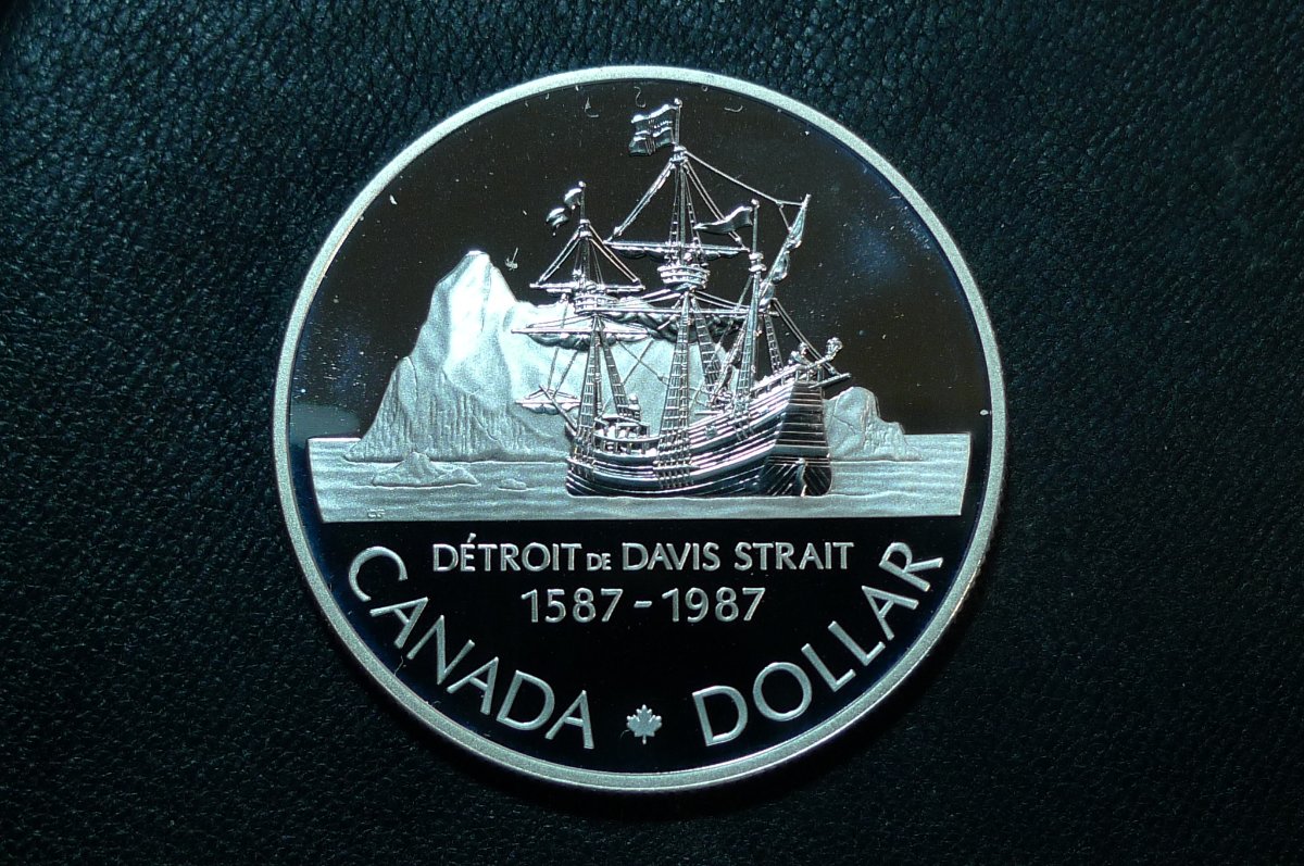 Post-Your-CoinS-Depicting-An-Explorer