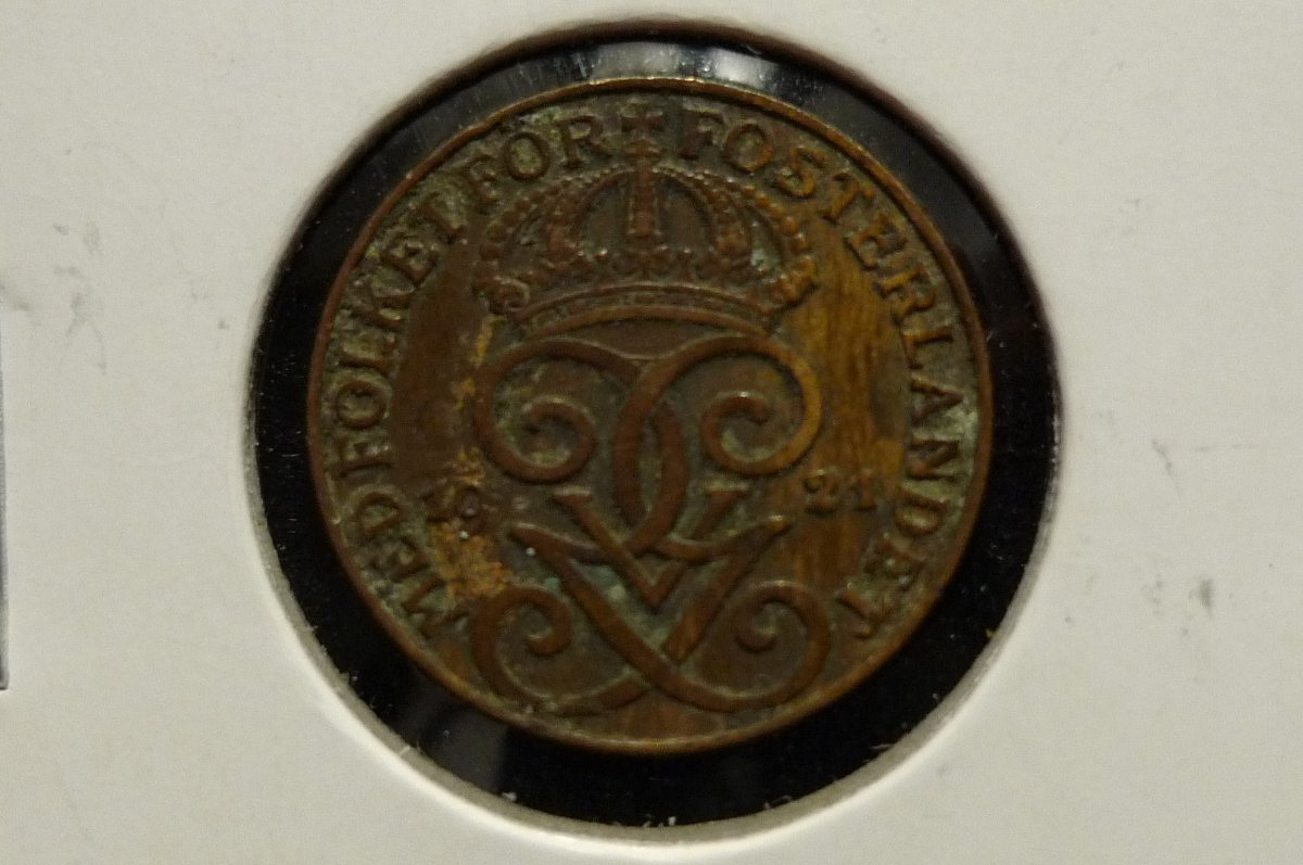 Around-The-World-With-Coins---A-Coin-Geography-Game